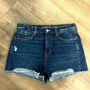 AE Tom Girl Jen Short